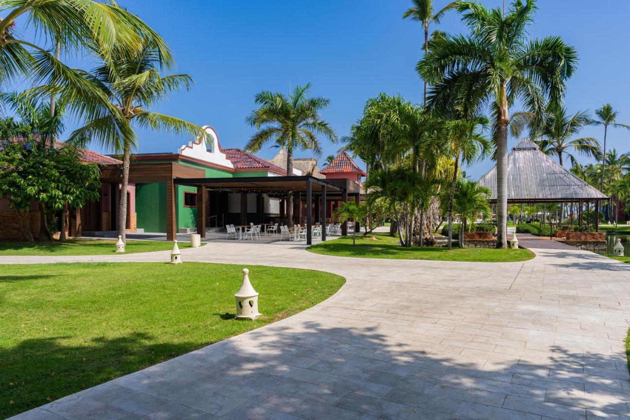 Tropical Deluxe Princess Punta Cana